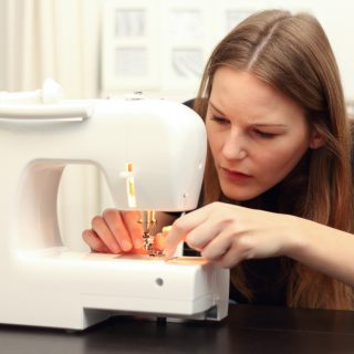 How to Thread a Kenmore Sewing Machine